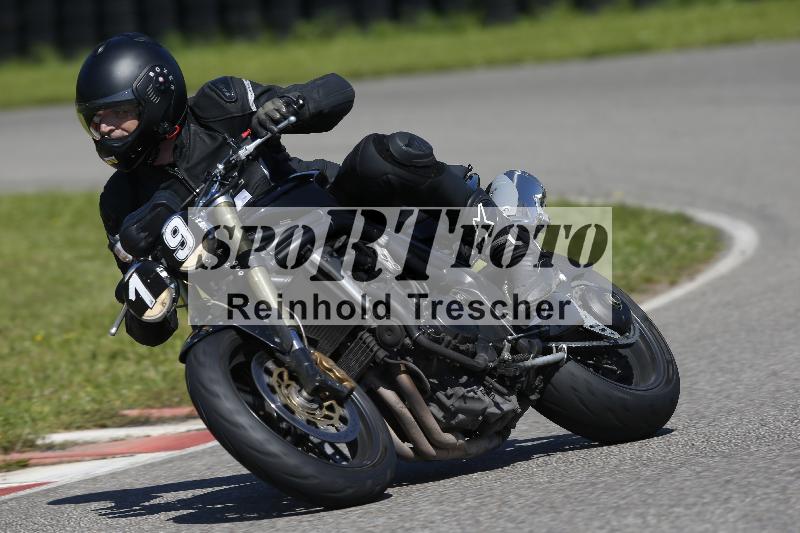 /Archiv-2024/29 12.06.2024 MOTO.CH Track Day ADR/Gruppe gelb/19